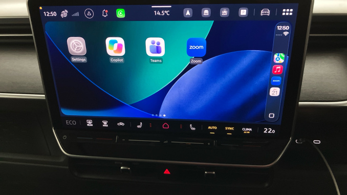 Volkswagen ID. Buzz 210kW Style Pro 79kWh 5dr Auto [Design+] Electric Estate - Image 27